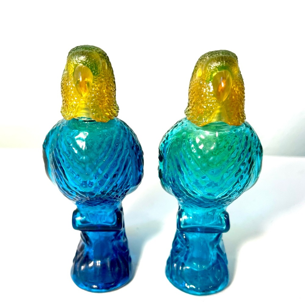 Avon,Collectible,Vintage Blue Glass body, green & yellow head, Parakeets,Empty